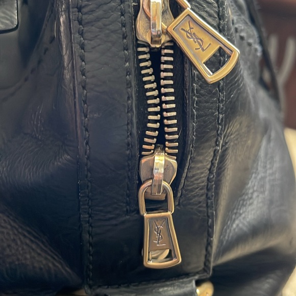 Vintage YSL Muse Bag - purchased around 2005 at Neiman Marcus in Palm Beach. - Picture 13 of 16